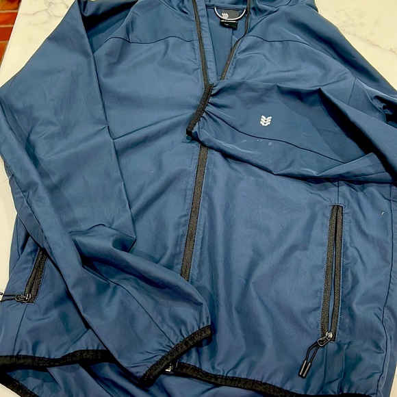 Navy blue super light weight jacket with zip pockets - Picture 3 of 4